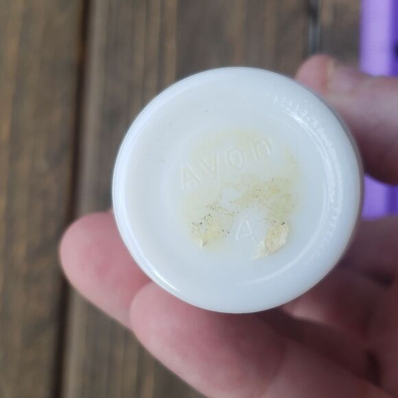 Avon Duracell and Champion Decor Set - Black, Gold, White - Picture 4 of 8